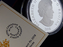 Charger l'image dans la galerie, Silver Coin - $30 - 2018 - Royal Canadian Mint - Golden Maple Leaf