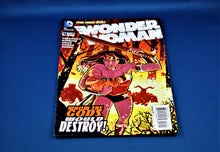 Charger l'image dans la galerie, DC Comics - Wonder Woman - #18 - May 2013