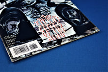 Charger l'image dans la galerie, Topps Comics - The X Files - #8 - August 1995