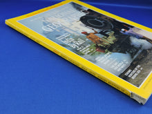 Load image into Gallery viewer, Magazine - National Geographic - Vol. 165, No. 6 - June 1984