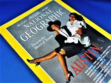 Load image into Gallery viewer, Magazine - National Geographic - Vol. 177, No. 6 - June 1990 (2)