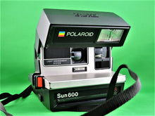 Charger l'image dans la galerie, Cameras - Polaroid 600 Land Camera - Sun600 LMS