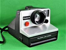 Charger l'image dans la galerie, Cameras - Polaroid Land Camera - Pronto! B