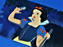 Load image into Gallery viewer, Skybox - Walt Disney - 1994 - Snow White and the Seven Dwarfs - F1 Snow White