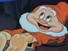 Load image into Gallery viewer, Skybox - Walt Disney - 1994 - Snow White and the Seven Dwarfs - F6 Happy