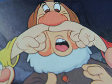 Load image into Gallery viewer, Skybox - Walt Disney - 1994 - Snow White and the Seven Dwarfs - F8 Sneezy