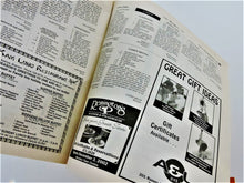 Charger l'image dans la galerie, Book - 2002 - Brandon Sun Special Christmas Supplement