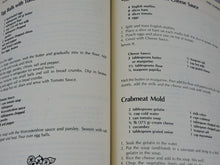 Charger l'image dans la galerie, Cook Books - Assorted - 1978 - Hors D'oeuvres & First Courses - By Jo Ann Shirley