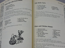 Charger l'image dans la galerie, Cook Books - Assorted - 1978 - Hors D'oeuvres & First Courses - By Jo Ann Shirley