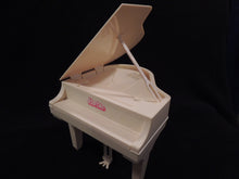 Load image into Gallery viewer, Toys - RMB - 1981 - Mattel - Barbie Electronic Piano