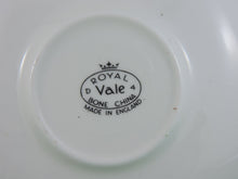 Charger l'image dans la galerie, Tea Cup - Royal Vale - Pink Flowers - Fine Bone China Tea Cup and Matching Saucer