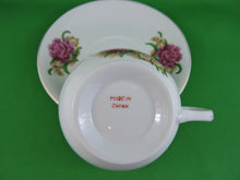 Charger l'image dans la galerie, Tea Cup - Made in Japan - Large Pink Floral Design - Fine Bone China Tea Cup and Matching Saucer