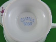 Charger l'image dans la galerie, Tea Cup - Made in China - 9030 - Pink Floral Design - Fine Bone China Tea Cup and Matching Saucer