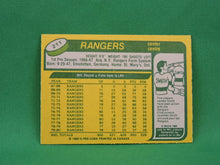 Charger l'image dans la galerie, Collector Cards - 1980 - O-Pee-Chee - #211 - Walt Tkaczuk