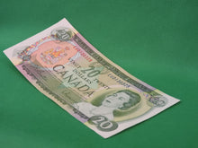 Charger l'image dans la galerie, Canadian Bank Notes - ENZ - 1969 - $20 - EU0130325
