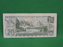 Charger l'image dans la galerie, Canadian Bank Notes - ENZ - 1969 - $20 - WR1732634