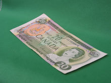 Load image into Gallery viewer, Canadian Bank Notes - ENZ - 1969 - $20 - EE1020914
