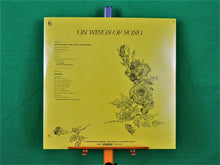 Charger l'image dans la galerie, LP Vinyl Record Sets - Reader's Digest - 1967 - On Wings of Song