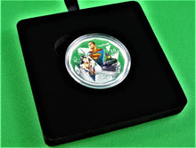 Charger l'image dans la galerie, Currency - Silver Coin - $20 - 2016 - RCM - Batman v Superman: Dawn of Justice -The Trinity