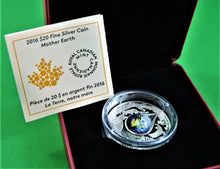 Charger l'image dans la galerie, Currency - Silver Coin - $20 - 2016 - RCM - Mother Earth