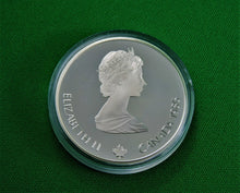 Charger l'image dans la galerie, Currency - Silver Coin - $20 - 1986 - RCM - Olympic Winter Games - Coin 3 - Hockey