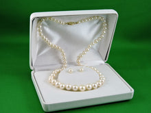 Load image into Gallery viewer, Jewelry - Necklace and Earrings Set - Bella Pearls
