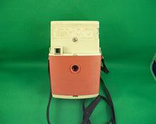Charger l'image dans la galerie, Cameras - Kodak Hawkeye Flashfun Camera