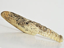 Charger l'image dans la galerie, Inuit Art - Thule Harpoon Head Artifact