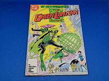 Load image into Gallery viewer, DC Comics - The Green Lantern Corps - By Ch'p Betrayed - #214 - July 1987

