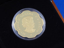 Load image into Gallery viewer, Silver Coin - $20 - 2018 - Iconic Maple Leaves (2)
