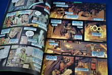 Charger l'image dans la galerie, DC Comics - Batman Detective Comics - #802 - March 2005
