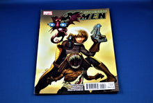 Charger l'image dans la galerie, Marvel Comics - Astonishing X Men - #42 - September 2011
