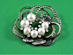 Jewelry - Brooch - NRT - Faux Pearls and Rhinestones