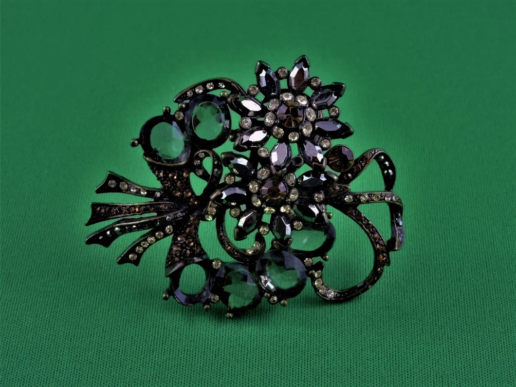 Jewelry - Brooch - Avon SP - Black Rhinestones