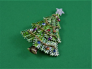 Jewelry - Brooch - Avon Christmas Tree 2008