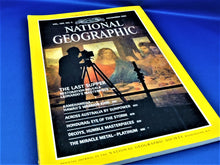 Charger l&#39;image dans la galerie, Magazine - National Geographic - Vol. 164, No. 5 - November 1983
