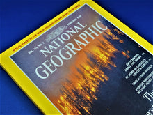 Load image into Gallery viewer, Magazine - National Geographic - Vol. 175, No. 2 - February 1989
