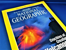 Load image into Gallery viewer, Magazine - National Geographic - Vol. 182, No. 6 - December 1992

