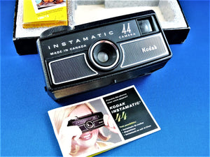 Cameras - Kodak Instamatic 44 Gift Set