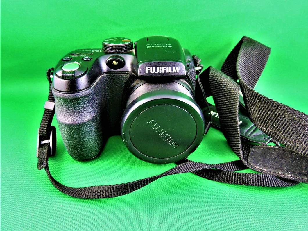 Cameras - Fujufilm Finepix S1000 fd