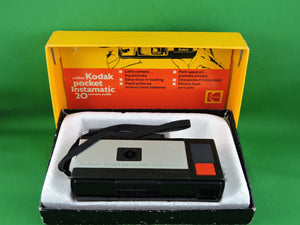 Cameras - Kodak Pocket Instamatic 20 Camera Outfit - No. A20R