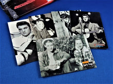 Charger l&#39;image dans la galerie, The Elvis Collection - 1992 - Series Two - The Cards of His Life - Open Pack
