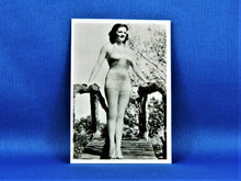 Charger l&#39;image dans la galerie, Real Photographs Collector Cards - 1939 - Series Two - #28 Freda Stansfield
