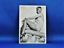 Charger l&#39;image dans la galerie, Real Photographs Collector Cards - 1939 - Series Two - #31 Iris Leslie
