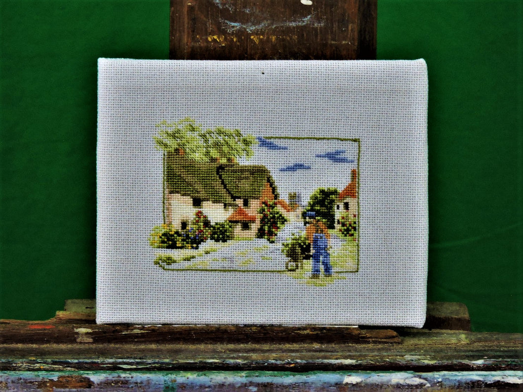 MXB Crafts - Petit Point - English Cottage Scene