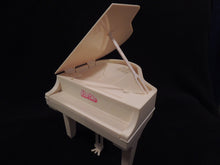 Load image into Gallery viewer, Toys - RMB - 1981 - Mattel - Barbie Electronic Piano
