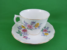 Charger l&#39;image dans la galerie, Tea Cup - Royal Vale - Pattern #6931 - Fine Bone China Tea Cup and Matching Saucer
