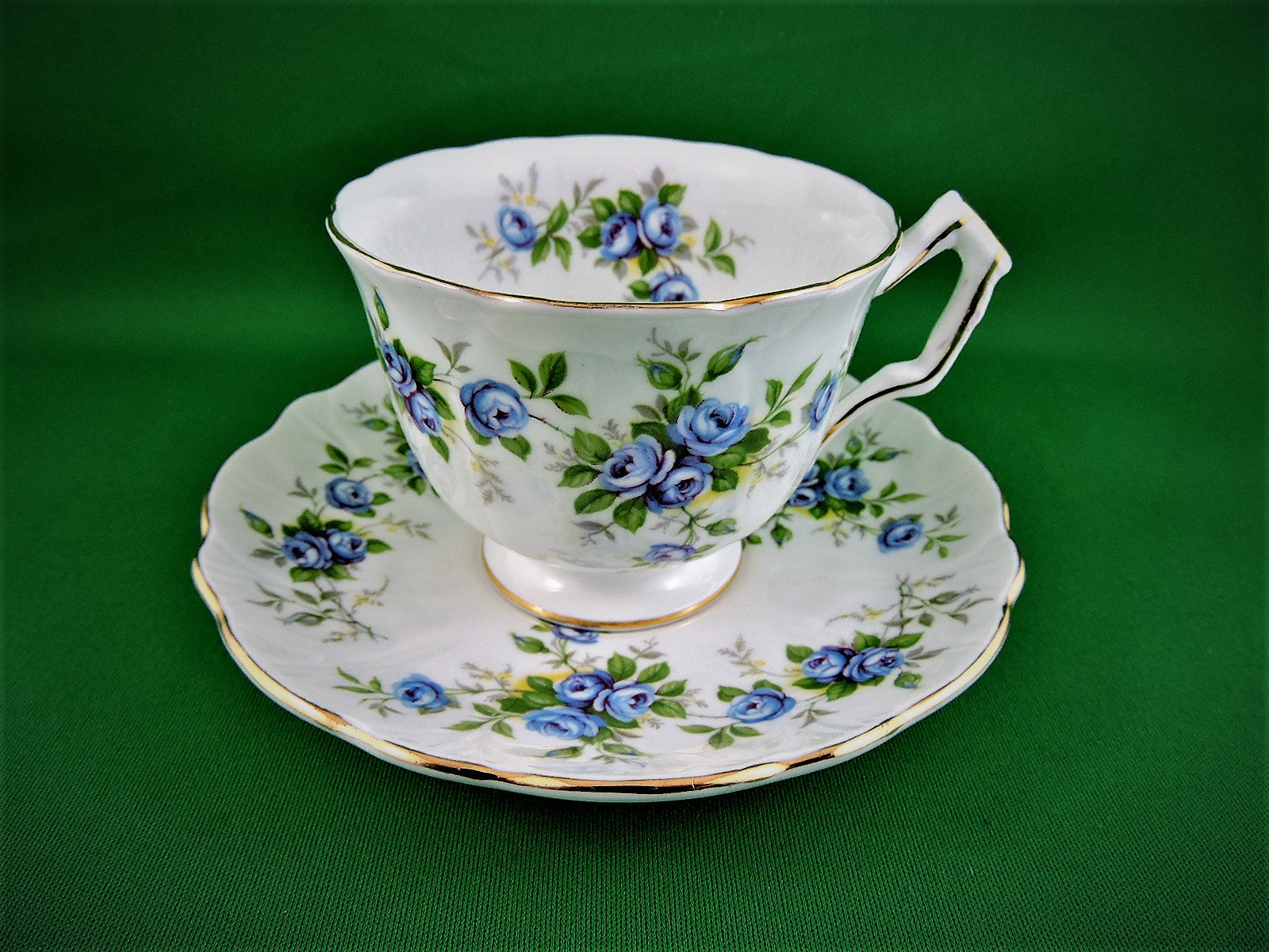 Aynsley bone china tea cup hotsell