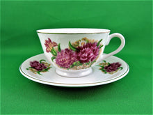 Charger l&#39;image dans la galerie, Tea Cup - Made in Japan - Large Pink Floral Design - Fine Bone China Tea Cup and Matching Saucer
