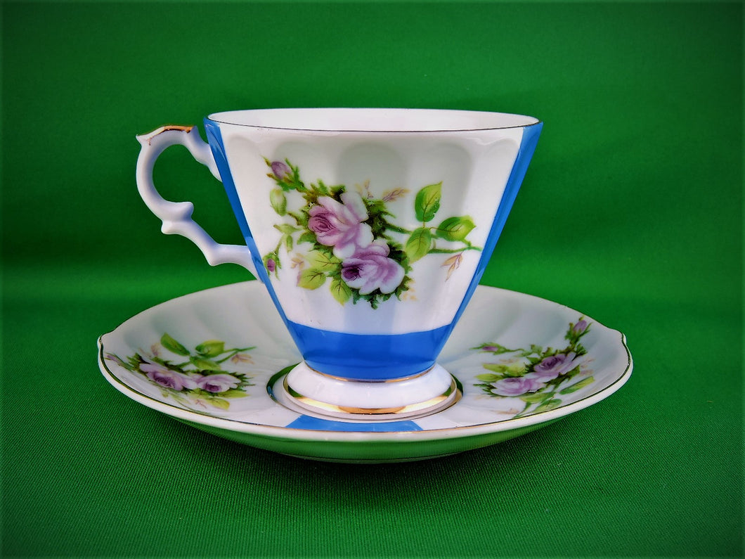 Tea Cup - Made in Japan M - 1048/322 - Fine Bone China Tea Cup and Matching Saucer